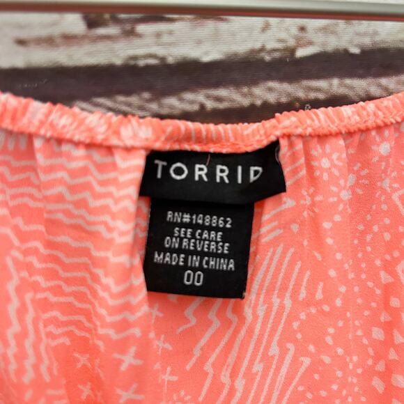 TORRID Neon Coral Georgette Ruffle Blouse Sz 00 - Picture 5 of 9